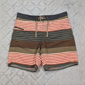 Patagonia Shorts Mens 35 Green Orange Stripe Wavefarer Board Swim Outdoor 8”